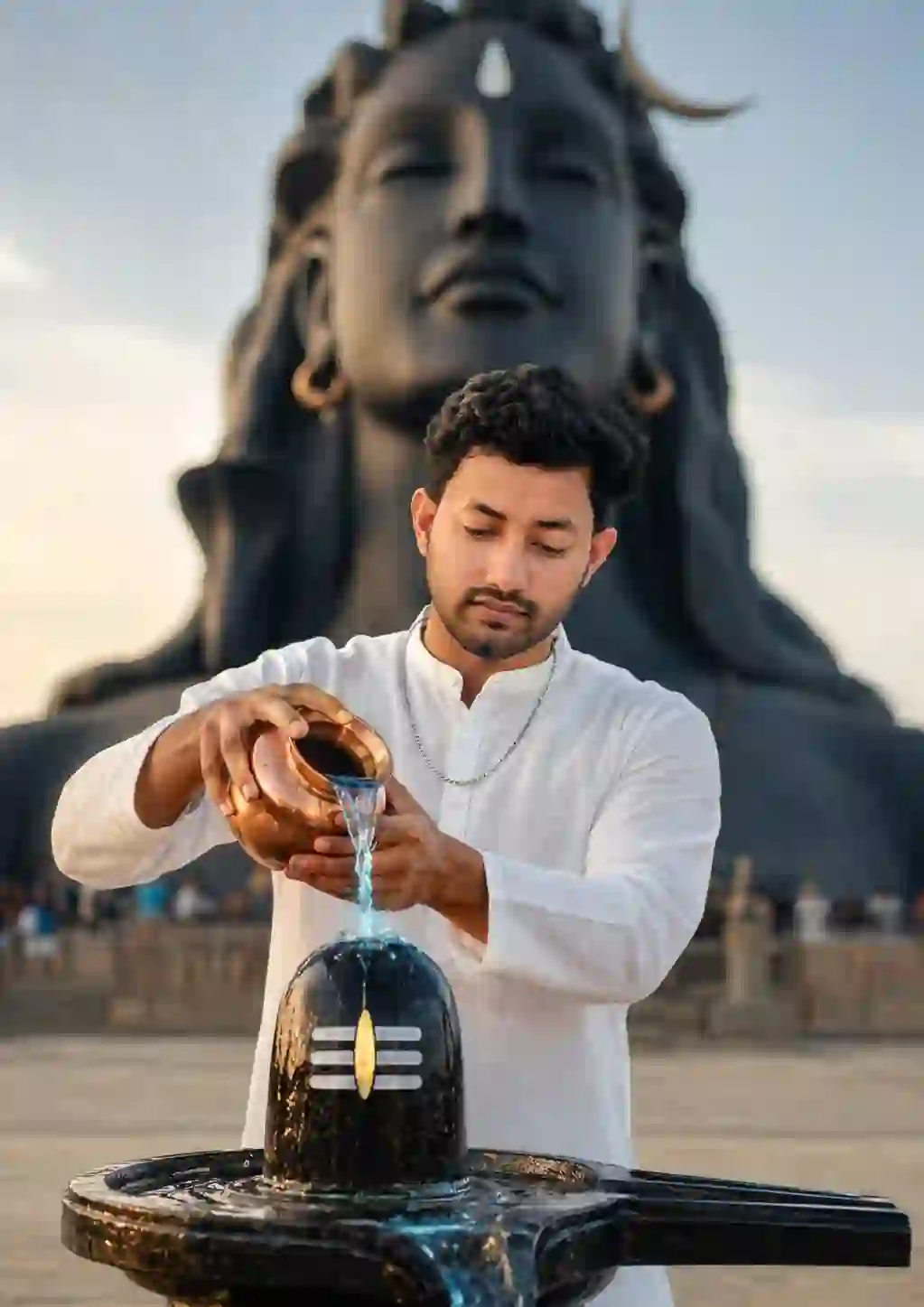 shiv bhakt boy prompt